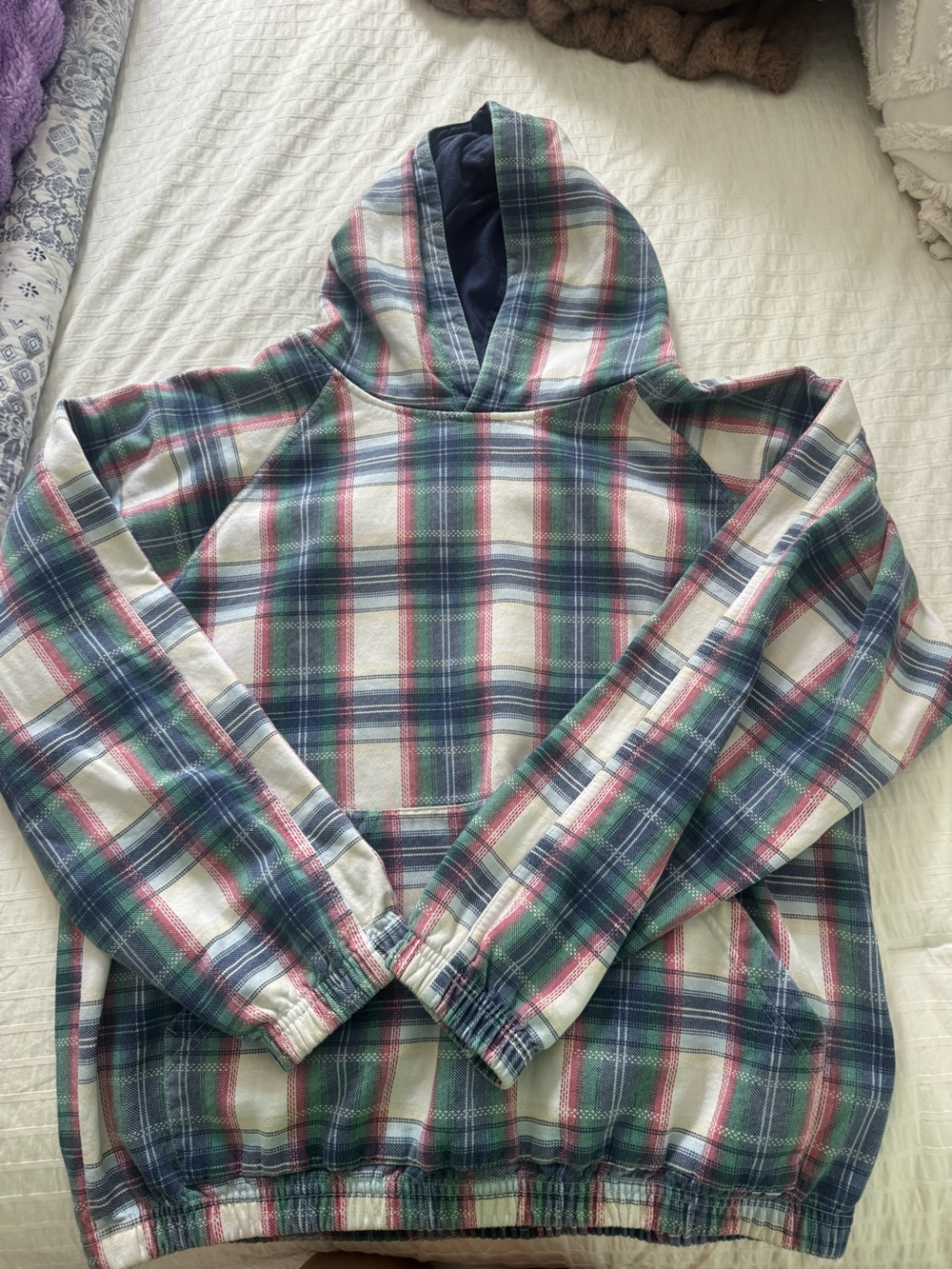 Northern Reflections Green Navy and Cream Plaid Pullover Hoodie